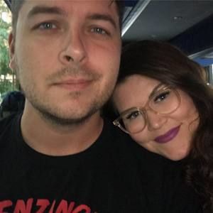 Meet your Posher, Devin